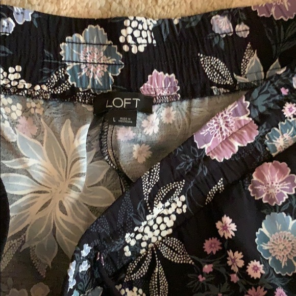 LOFT Floral Drawstring Pants - Picture 4 of 6
